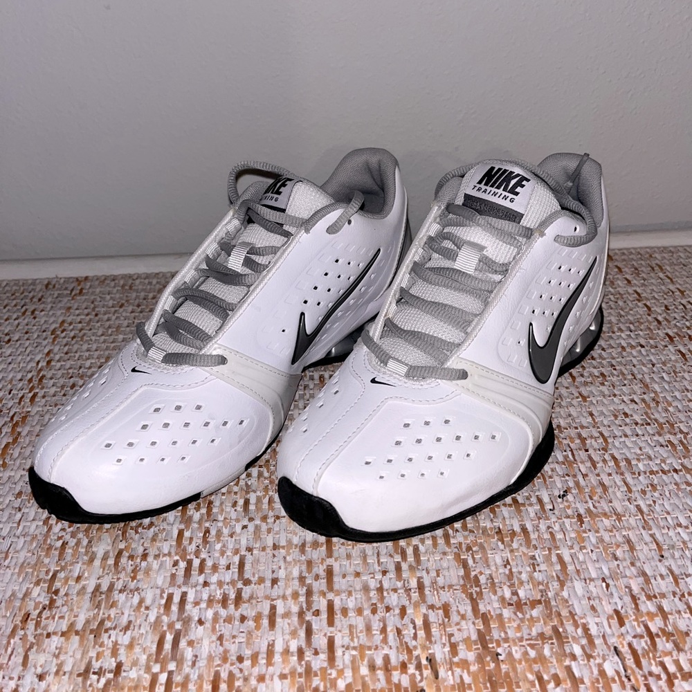 Nike REAX- Womens Training Shoes